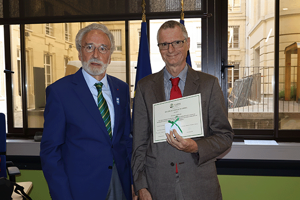 Récompense : Médaille de Vermeil pour Christian Germain